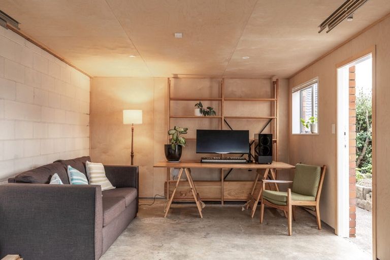 Photo of property in 203u2 Galloway Street, Hamilton East, Hamilton, 3216