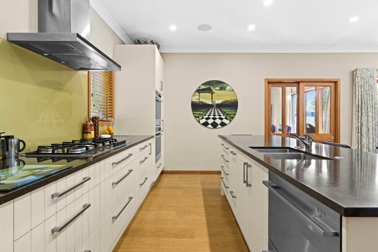 Photo of property in 46 Te Mata Road, Havelock North, 4130