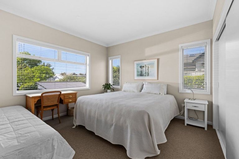 Photo of property in 46 Te Mata Road, Havelock North, 4130