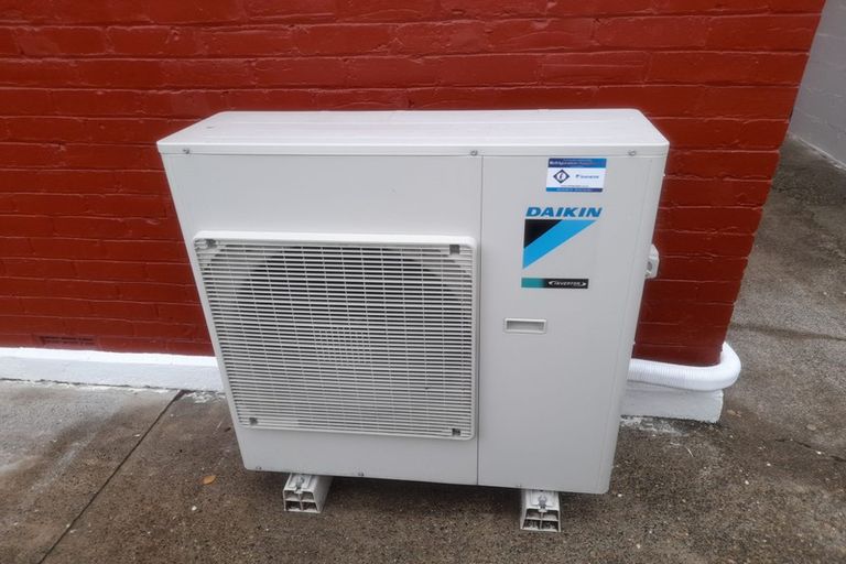 Photo of property in 305 Queens Drive, Windsor, Invercargill, 9810