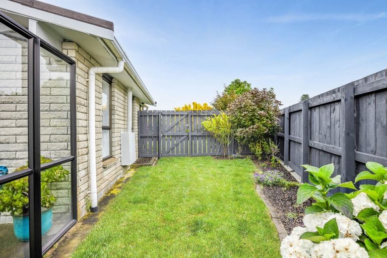 Photo of property in 8 Glamis Avenue, Bell Block, New Plymouth, 4312