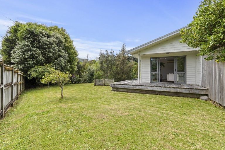 Photo of property in 1185 South Road, Oakura, 4314