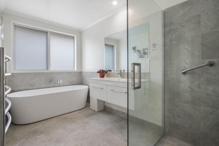 Photo of property in 4 Friis Drive, Katikati, 3178