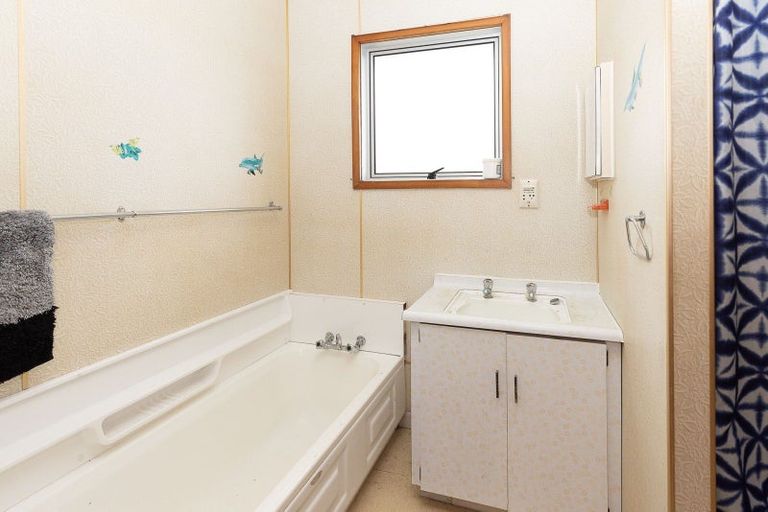 Photo of property in 2101 Paparoa Valley Road, Paparoa, 0571