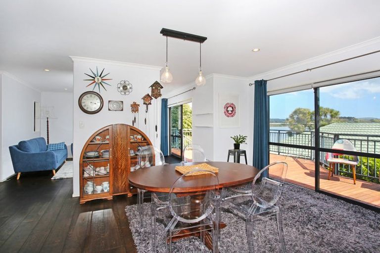 Photo of property in 114f Sandspit Road, Waiuku, 2123