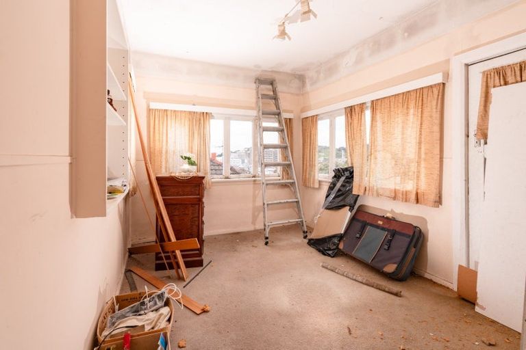 Photo of property in 323 Adelaide Road, Newtown, Wellington, 6021