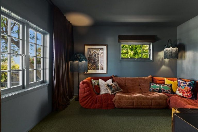 Photo of property in 9 Elizabeth Road, Bluff Hill, Napier, 4110