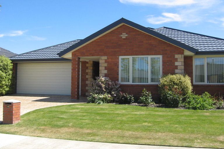 Photo of property in 10 Mistral Road, Northwood, Christchurch, 8051