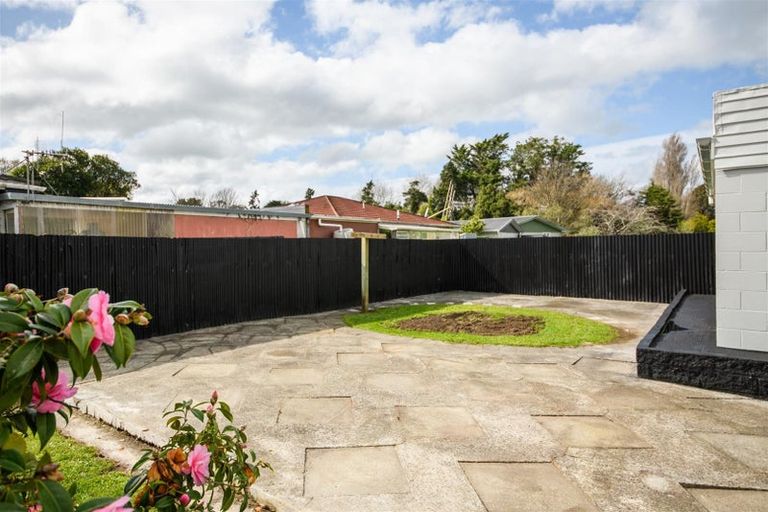 Photo of property in 9 Totara Street, Marton, 4710