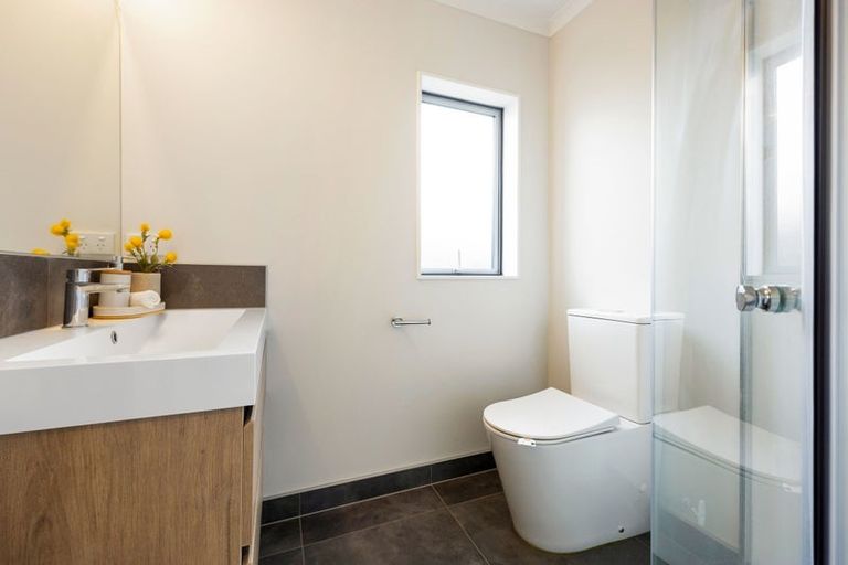Photo of property in 7u2 Rutherford Street, Chedworth, Hamilton, 3210