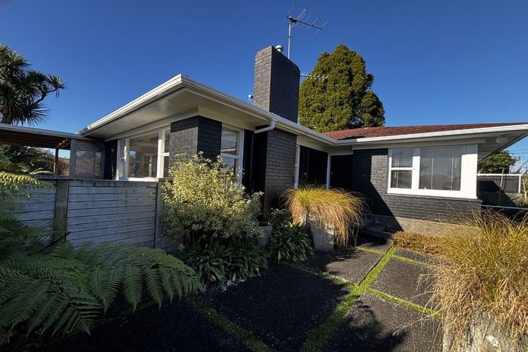 Photo of property in 161 Brooklands Road, Vogeltown, New Plymouth, 4310