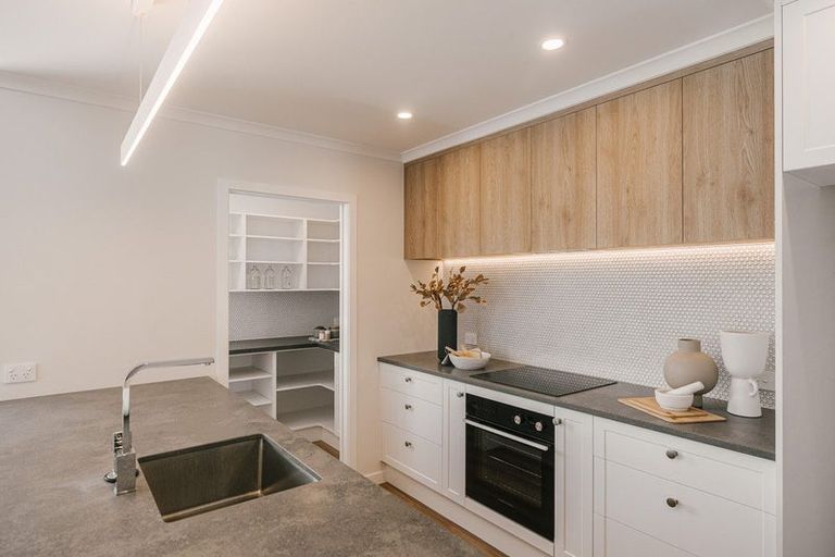 Photo of property in 2 Gratitude Way, Kelvin Grove, Palmerston North, 4414