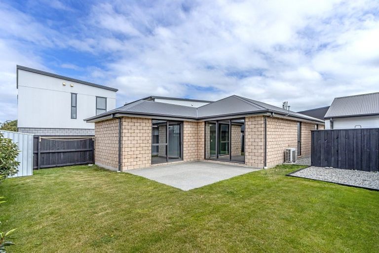 Photo of property in 22 George Square West, Wigram, Christchurch, 8025