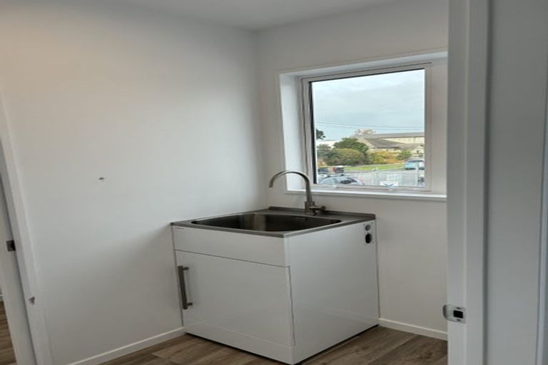 Photo of property in 2/35 Beresford Street, New Brighton, Christchurch, 8061