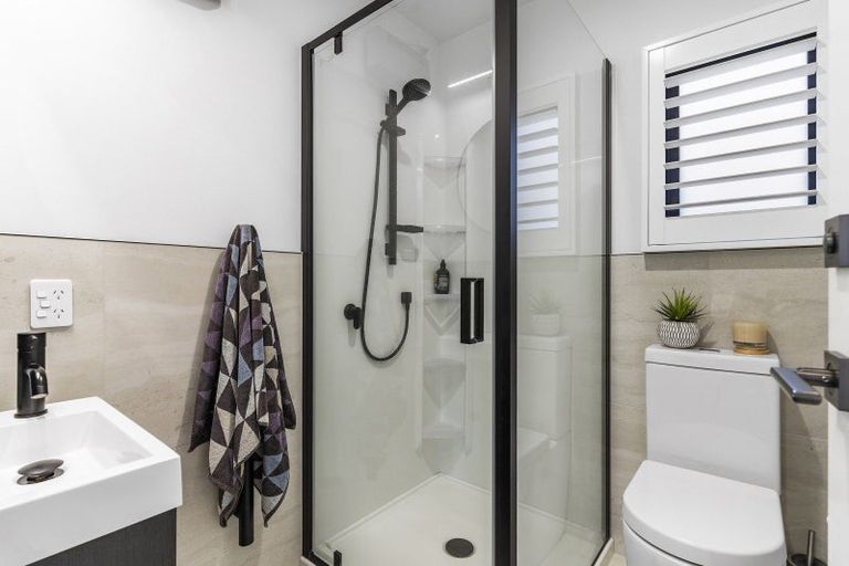 Photo of property in 107 Pacific View Drive, Whangamata, 3620