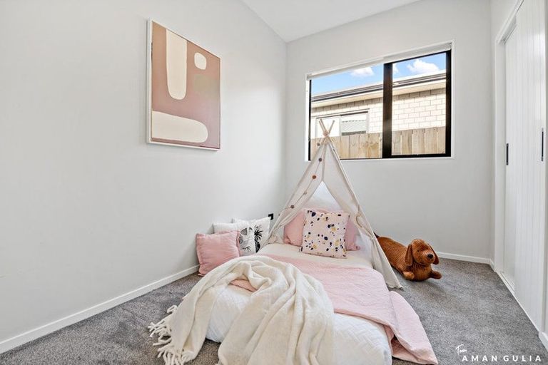 Photo of property in 3 Rongomai Street, Helensville, 0800