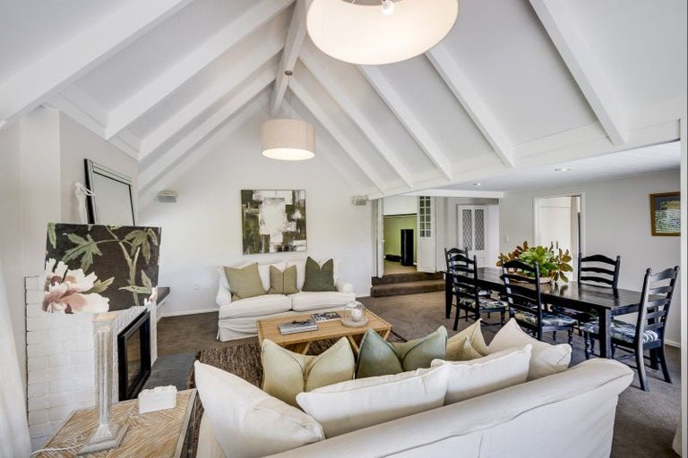 Photo of property in 89 Lane Road, Havelock North, 4130