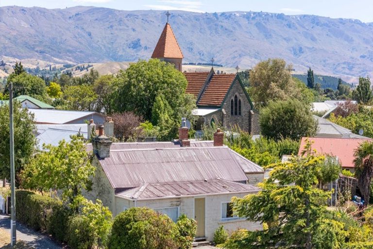 Photo of property in 13 Inniscort Street, Cromwell, 9310