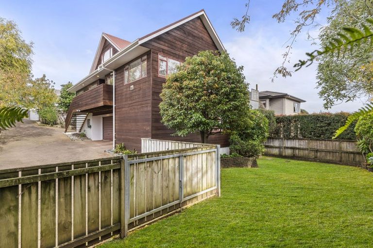 Photo of property in 2/51 Union Road, Howick, Auckland, 2014