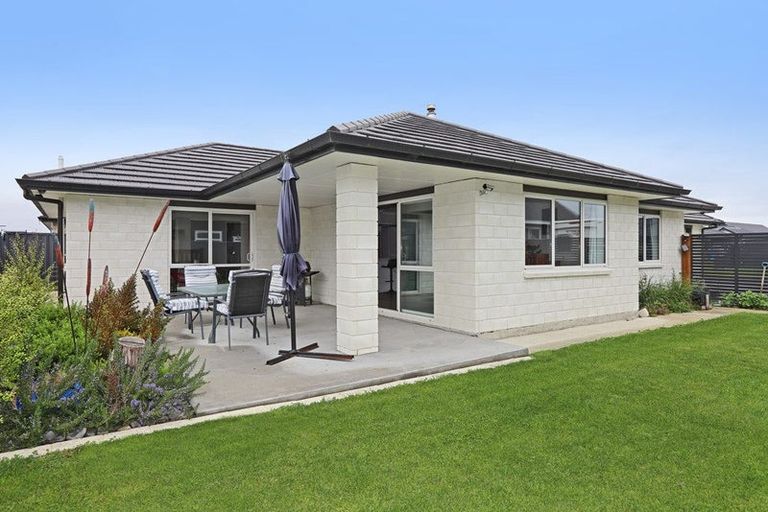 Photo of property in 15 Horton Close, Frimley, Hastings, 4120