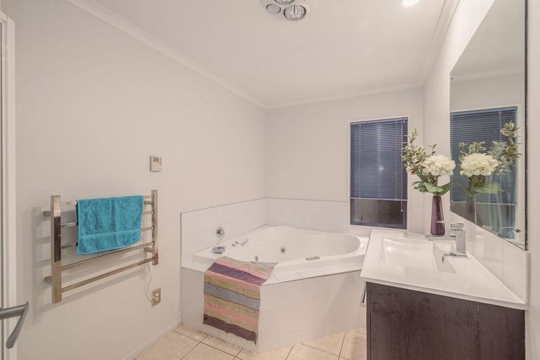 Photo of property in 5 Excalibur Place, Burwood, Christchurch, 8083