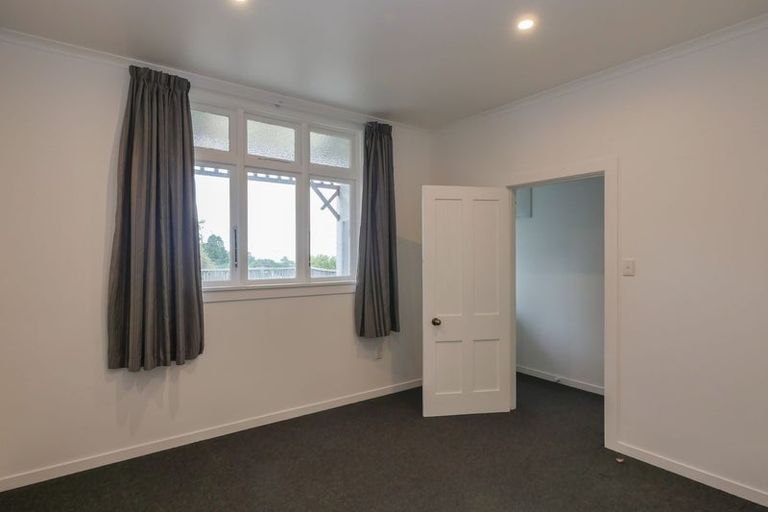Photo of property in 22 Glenpark Avenue, Frankleigh Park, New Plymouth, 4310