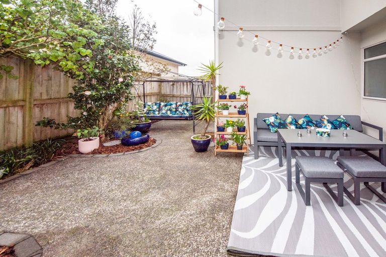 Photo of property in 10a Chippenham Grove, Churton Park, Wellington, 6037