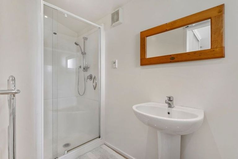 Photo of property in 50 Daffodil Street, Titirangi, Auckland, 0604