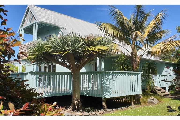 Photo of property in 7a Green Lane, Helensville, 0800