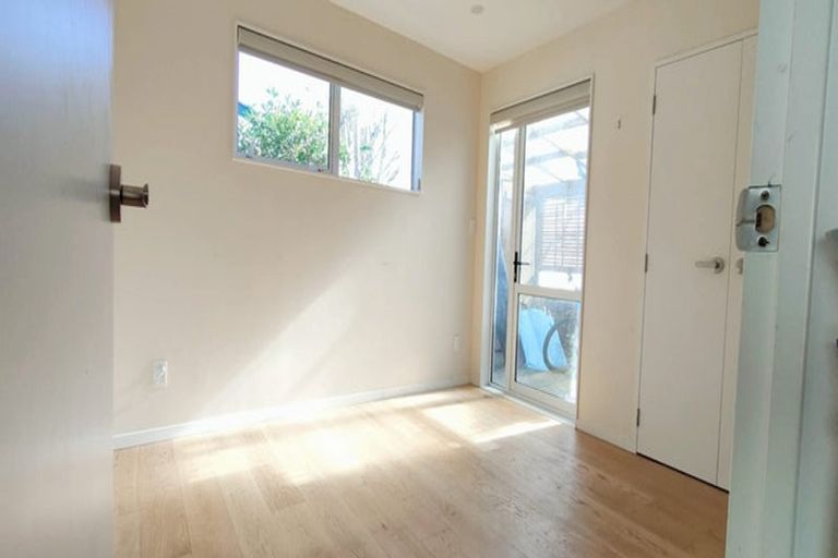 Photo of property in 4a Pauline Place, Bucklands Beach, Auckland, 2014