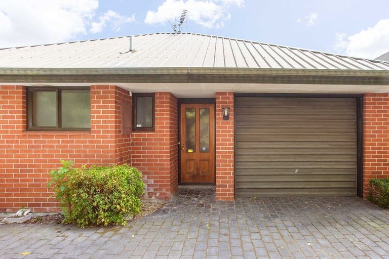 Photo of property in 48 Division Street, Riccarton, Christchurch, 8041