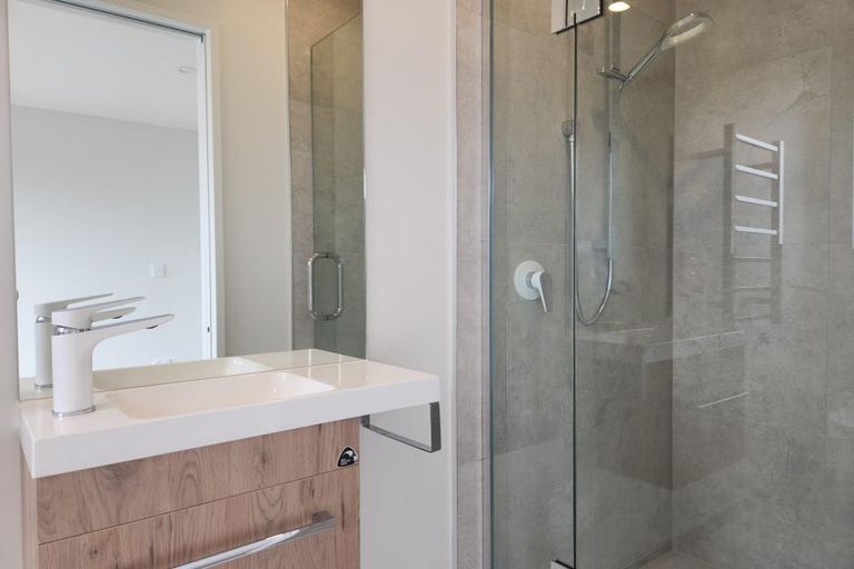 Photo of property in 10/24 Devonport Lane, St Albans, Christchurch, 8014