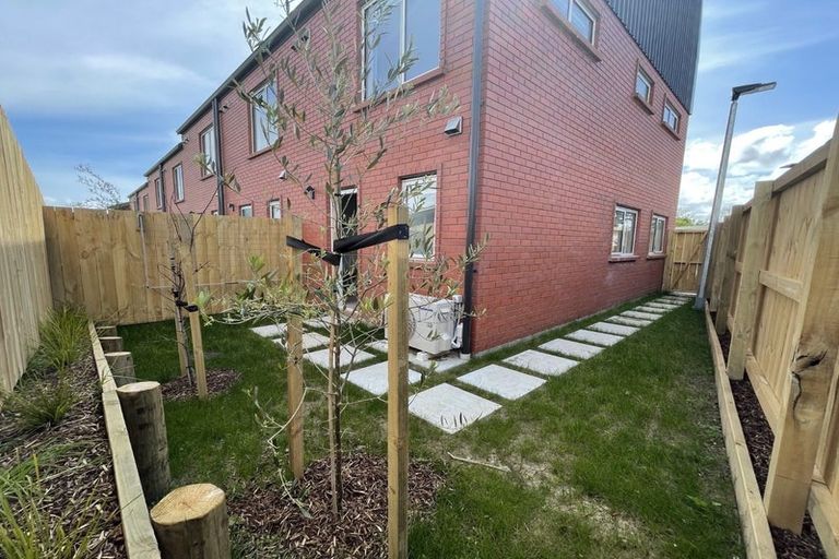 Photo of property in 12 Tima Lane, Mangere Bridge, Auckland, 2022