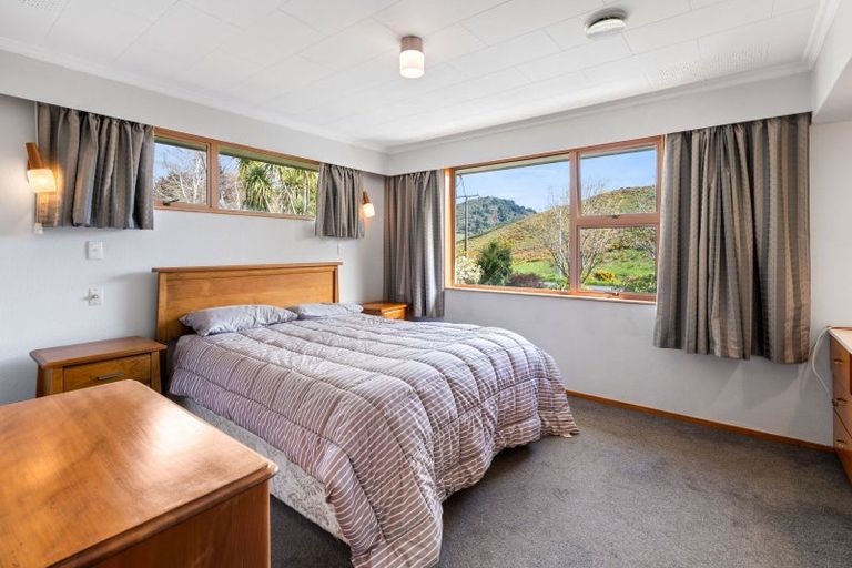 Photo of property in 101 Main Road, Clinton, 9534