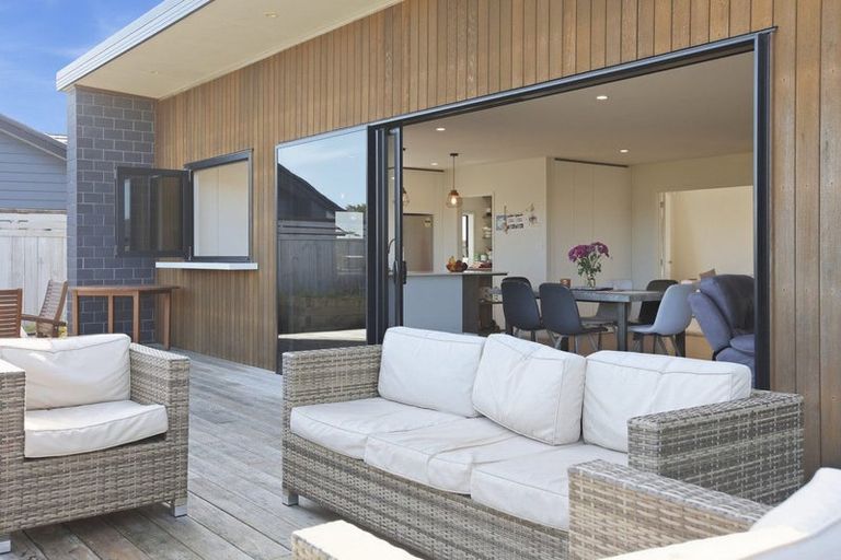 Photo of property in 3 Ashwood Lane, Bell Block, New Plymouth, 4312