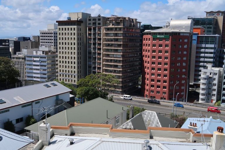 Photo of property in 7/21a Talavera Terrace, Kelburn, Wellington, 6012