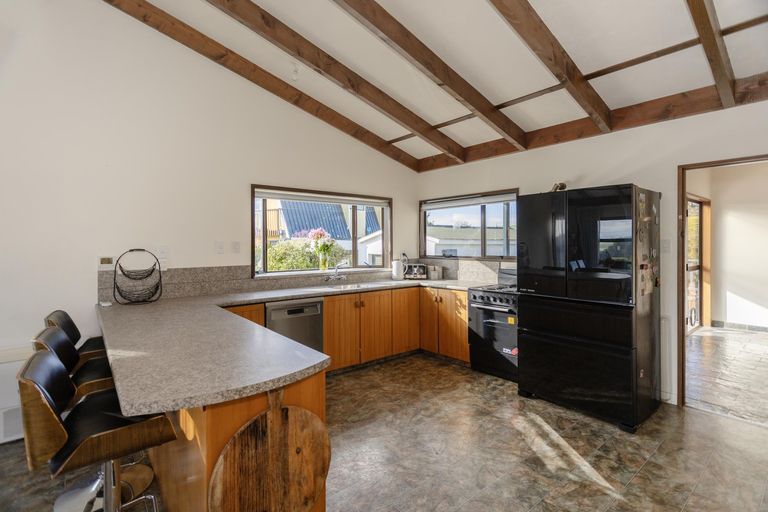 Photo of property in 19 Burnett Street, Kakanui, Oamaru, 9495