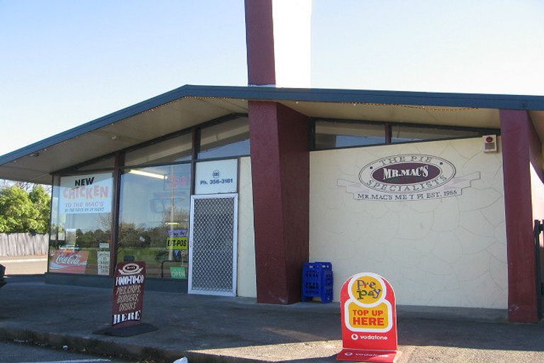 Photo of property in 891 Main Street, Roslyn, Palmerston North, 4414
