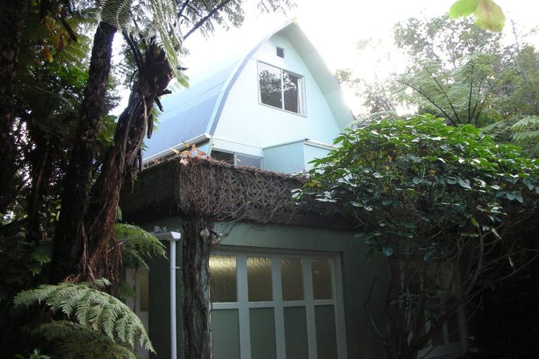 Photo of property in 5 Nikau Street, Duncan Bay, Tennyson Inlet, 7195