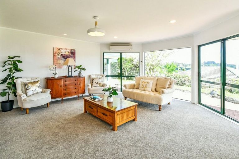 Photo of property in 41 Wairere Road, The Gardens, Auckland, 2105