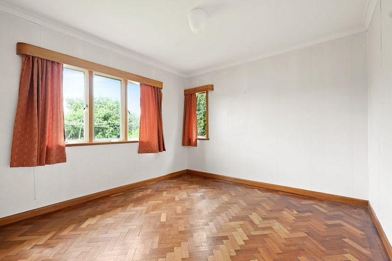 Photo of property in 11 Heath Street, St Andrews, Hamilton, 3200