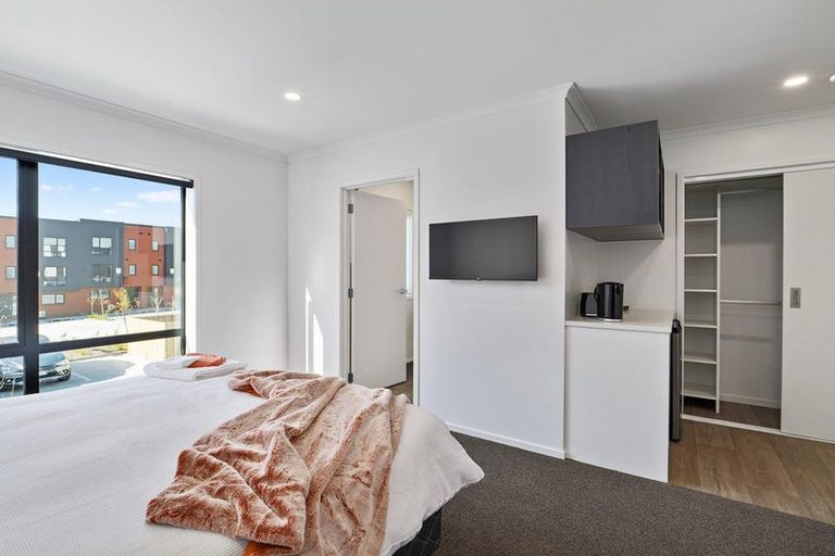 Photo of property in 159 Upper Harbour Highway, Unsworth Heights, Auckland, 0632