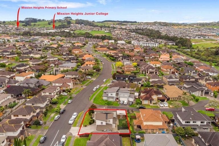 Photo of property in 28 Malahide Drive, Flat Bush, Auckland, 2019