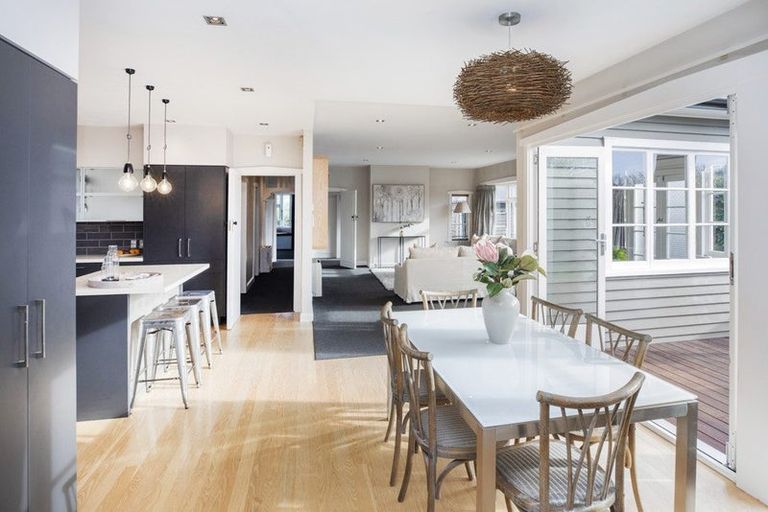 Photo of property in 128 Rutland Street, St Albans, Christchurch, 8052