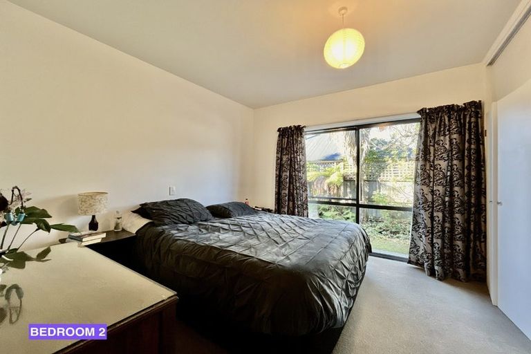 Photo of property in 6 Armstrong Avenue, Saint Martins, Christchurch, 8022