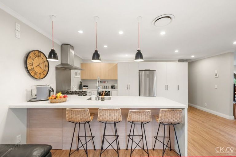 Photo of property in 39 Cudby Street, Woburn, Lower Hutt, 5011