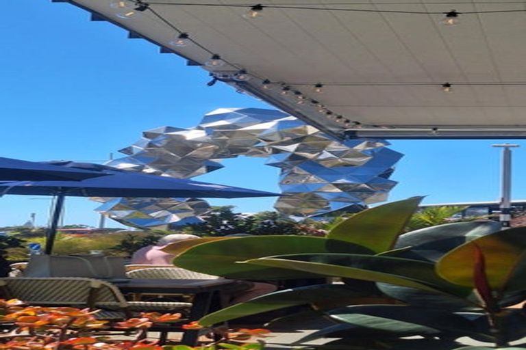 Photo of property in 18 Timu Road, Long Bay, Auckland, 0630