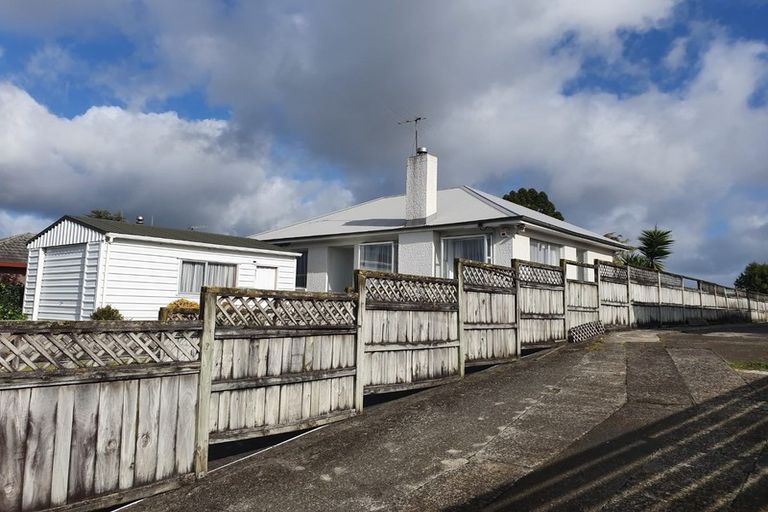 Photo of property in 8a Helvetia Road, Pukekohe, 2120