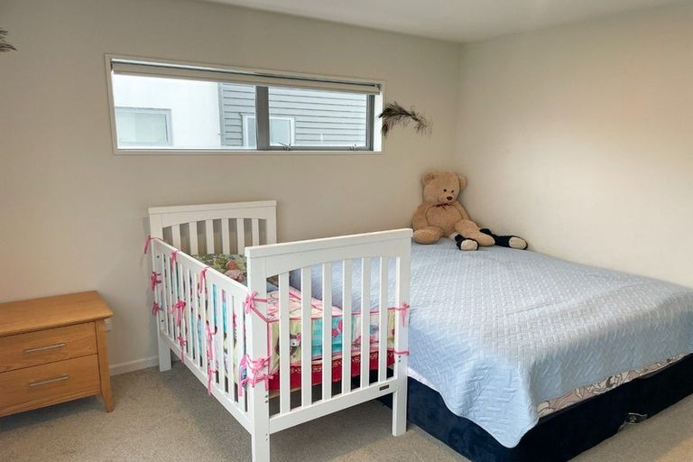 Photo of property in 9 Longueval Lane, Broomfield, Christchurch, 8042