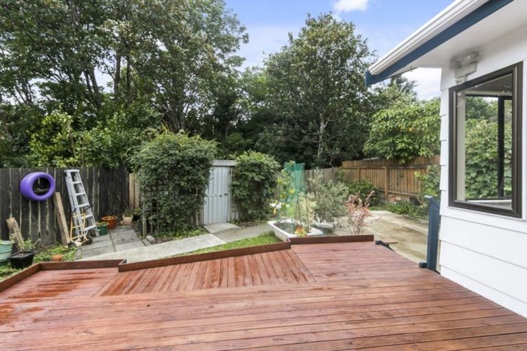 Photo of property in 16b Gibbs Crescent, Wainuiomata, Lower Hutt, 5014